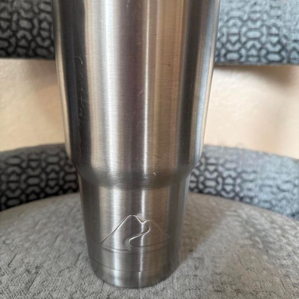Ozark-trail Silver and Grey Dinnerware